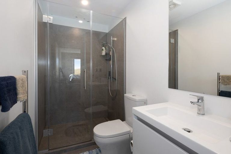 Photo of property in 29 Comber Place, Johnsonville, Wellington, 6037