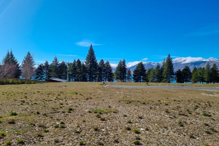 Photo of property in 17 Petes Place, Lake Tekapo, 7999