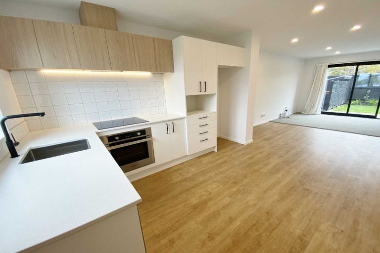 Photo of property in 56 Piripiri Place, Broomfield, Christchurch, 8042