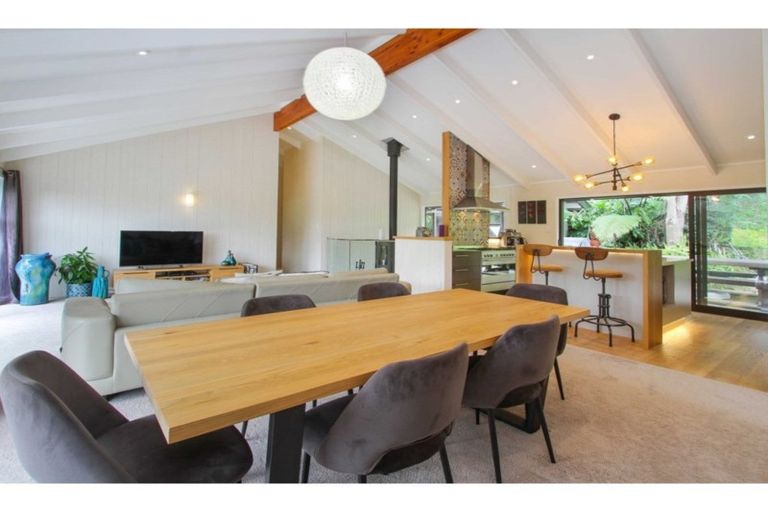 Photo of property in 30 Trelawny Place, Hillcrest, Auckland, 0627