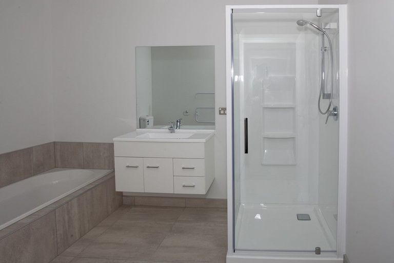 Photo of property in 24c Keith Street, Roslyn, Palmerston North, 4414