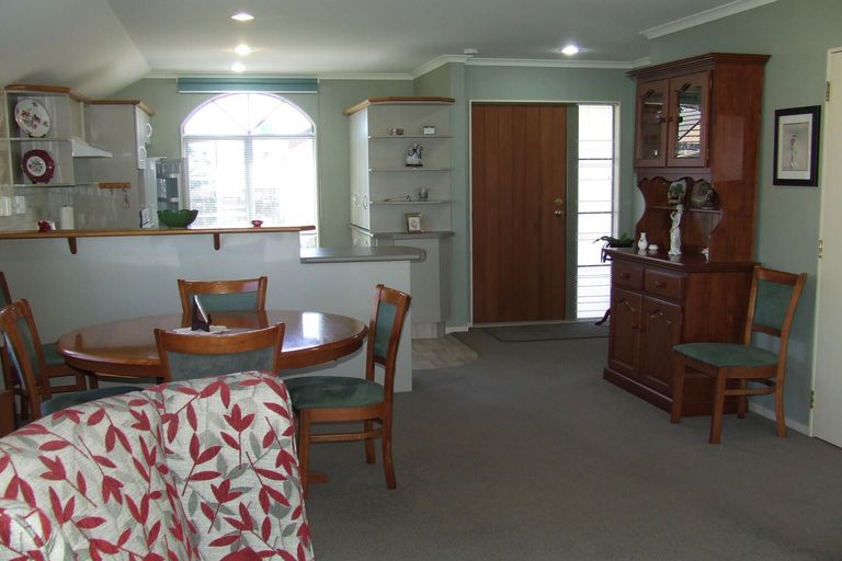 Photo of property in Orange Grove Village, 35/22 Pyes Pa Road, Pyes Pa, Tauranga, 3112