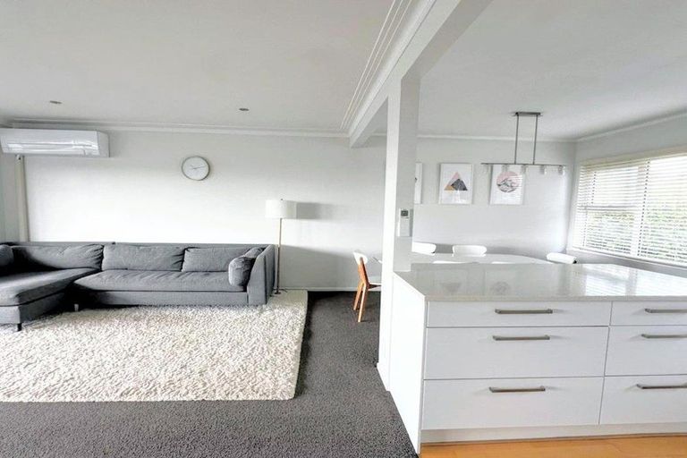 Photo of property in 2/11 Sanders Avenue, Takapuna, Auckland, 0622