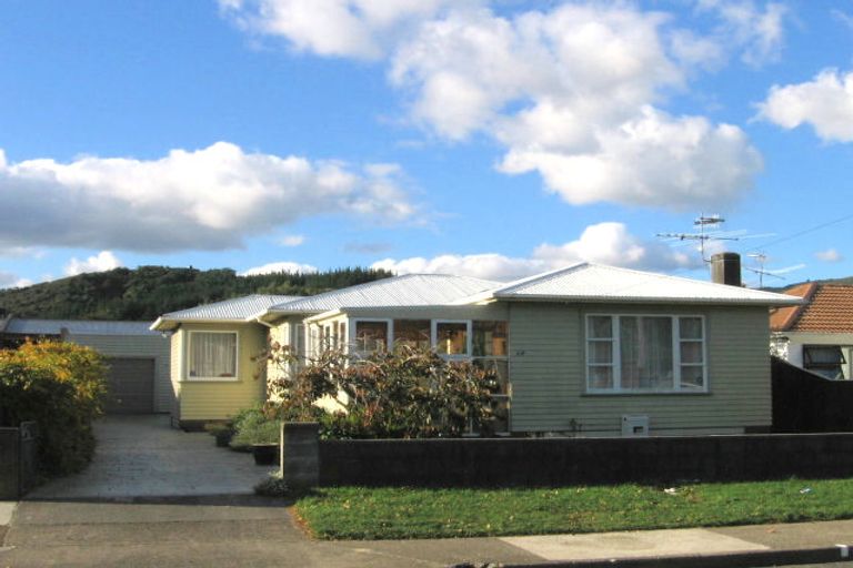 Photo of property in 64 Konini Street, Wainuiomata, Lower Hutt, 5014