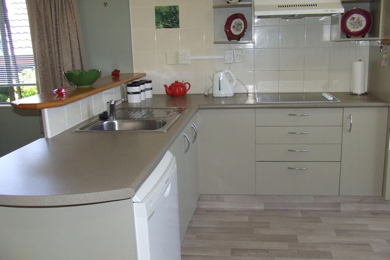 Photo of property in Orange Grove Village, 35/22 Pyes Pa Road, Pyes Pa, Tauranga, 3112