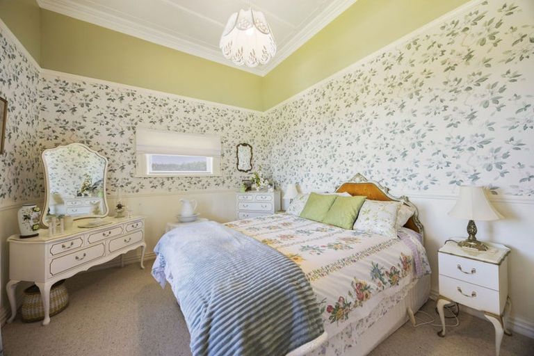 Photo of property in 47 Patu-kukupa Street, Manaia, 4612