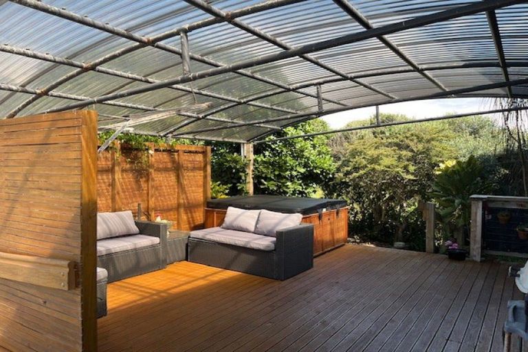 Photo of property in 7 Via Aroha, Waitarere Beach, Levin, 5510