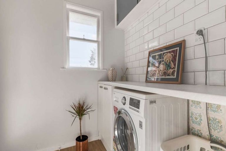 Photo of property in 13 Joyce Street, Pahurehure, Papakura, 2113