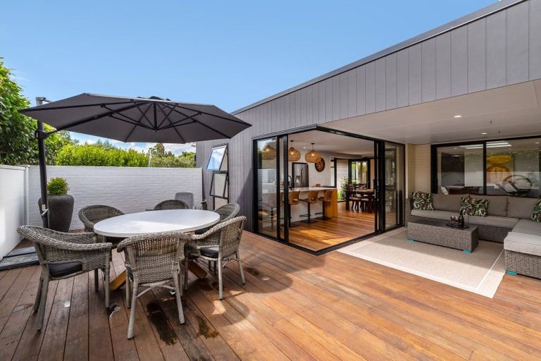 Photo of property in 30 Mcmaster Street, Greytown, 5712