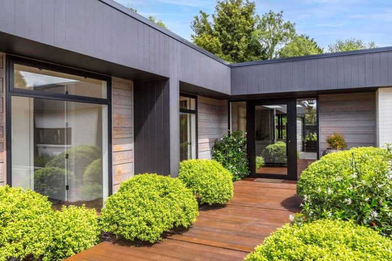 Photo of property in 30 Mcmaster Street, Greytown, 5712