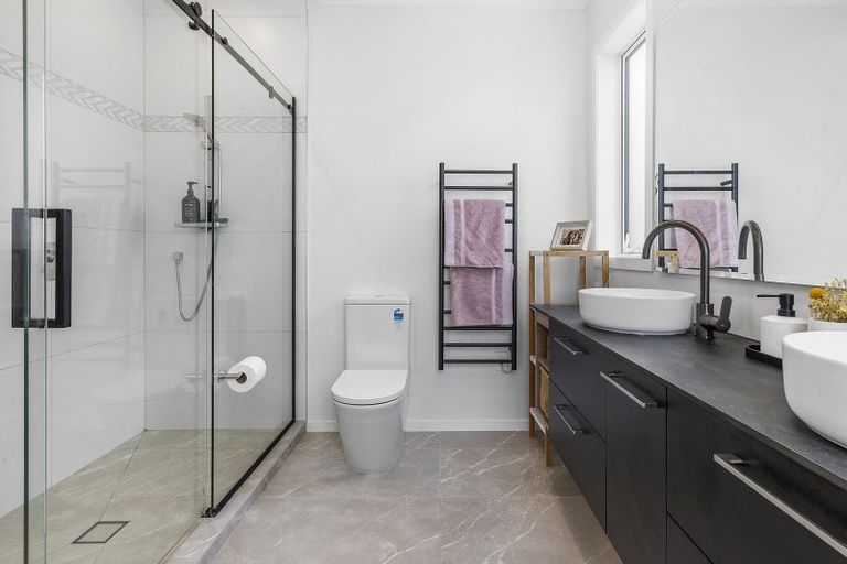 Photo of property in 91 Karepa Street, Brooklyn, Wellington, 6021