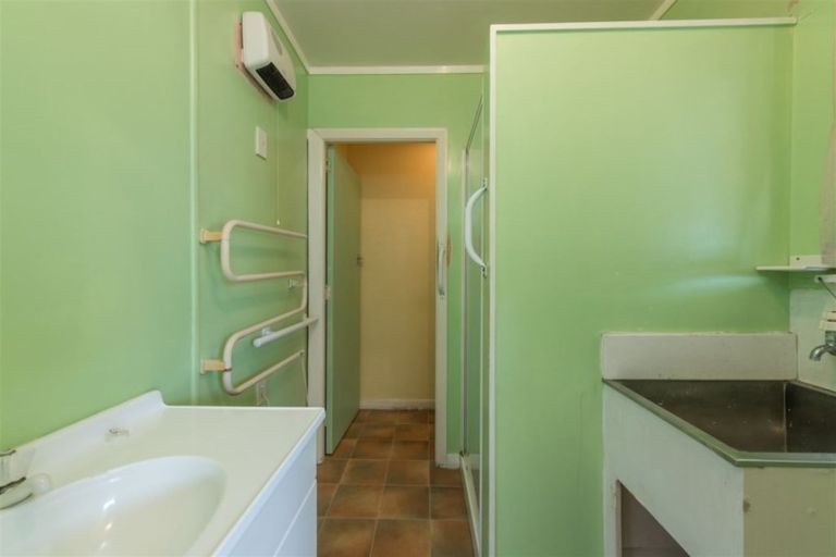 Photo of property in 4/20 Parkers Road, Tahunanui, Nelson, 7011