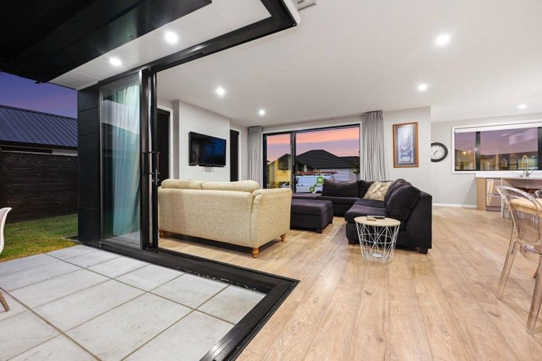 Photo of property in 2 Helen June Avenue, Flagstaff, Hamilton, 3210