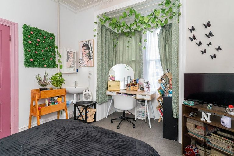 Photo of property in 1 Haddon Place, Dunedin Central, Dunedin, 9016