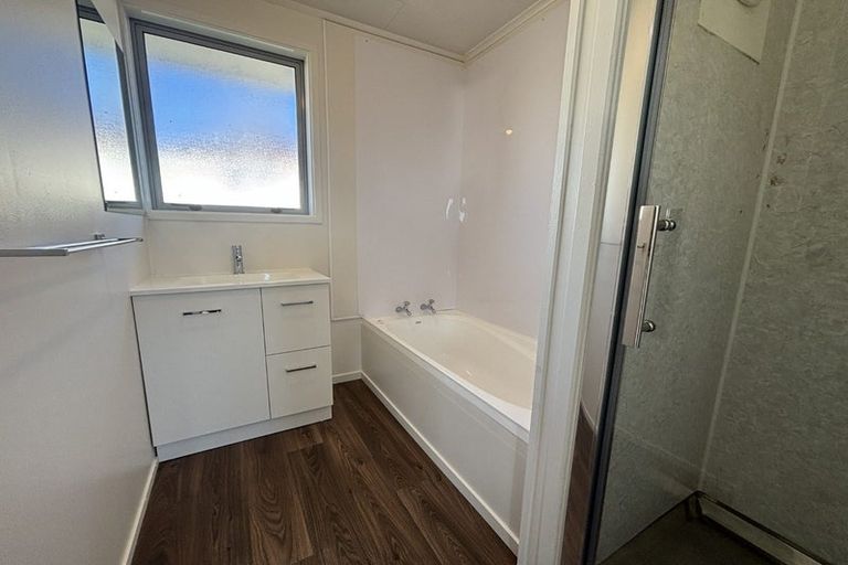 Photo of property in 34 Othello Drive, Clover Park, Auckland, 2023