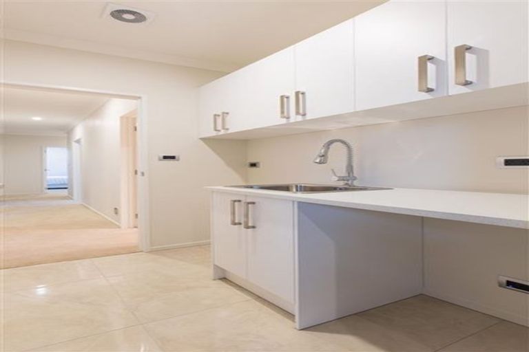 Photo of property in 5 Milano Lane, Wigram, Christchurch, 8025