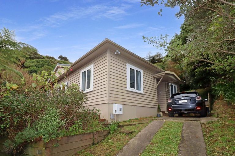 Photo of property in 14 Tobruk Street, Karori, Wellington, 6012