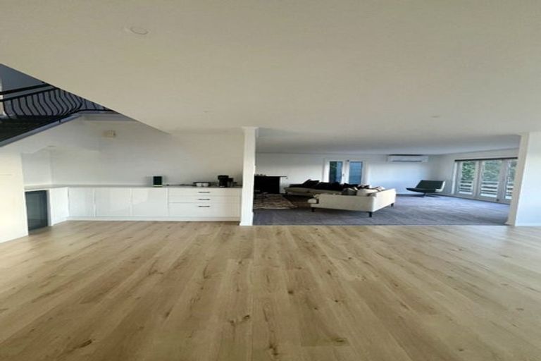 Photo of property in 15 Nikau Road, Point Howard, Lower Hutt, 5013