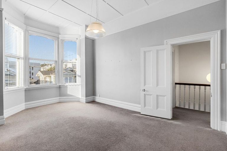 Photo of property in 54 Majoribanks Street, Mount Victoria, Wellington, 6011