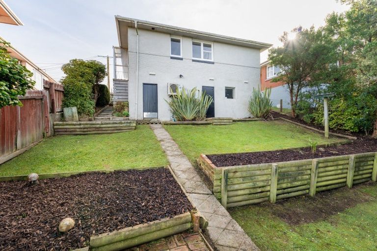 Photo of property in 29 Glendevon Place, Vauxhall, Dunedin, 9013