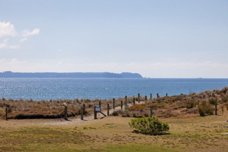 Photo of property in 1167 Papamoa Beach Road, Papamoa Beach, Papamoa, 3118
