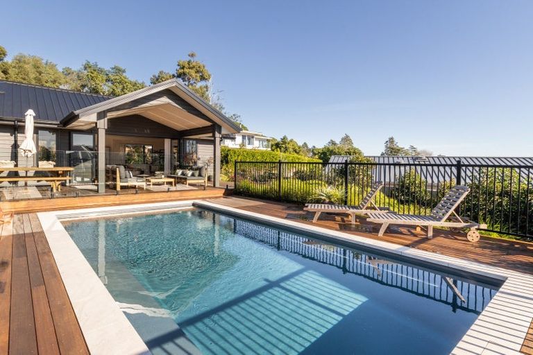 Photo of property in 68 Breadalbane Avenue, Havelock North, 4130