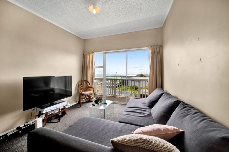 Photo of property in 7/16 Findlay Street, Moturoa, New Plymouth, 4310