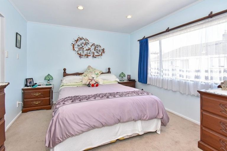 Photo of property in 5a Trimmer Terrace, Papatoetoe, Auckland, 2025