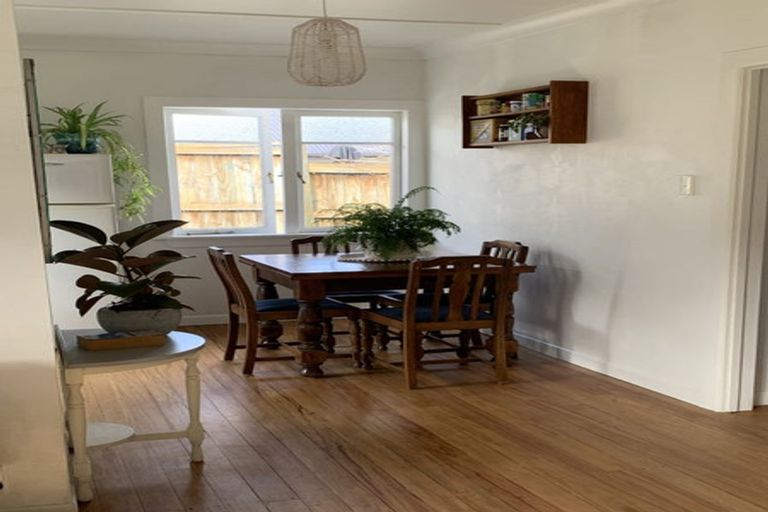 Photo of property in 16 Hinau Street, Maeroa, Hamilton, 3200