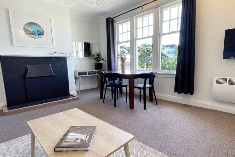 Photo of property in 1u5 Brooklyn Road, Mount Cook, Wellington, 6011