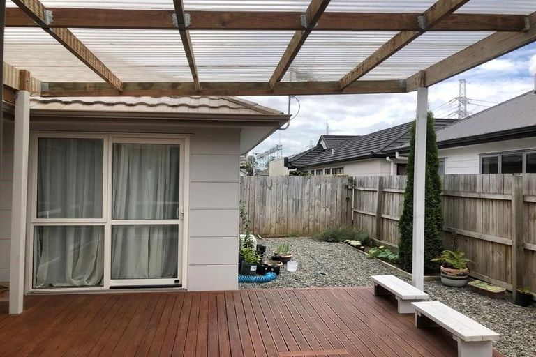 Photo of property in 13 Takahe Avenue, Takanini, 2112