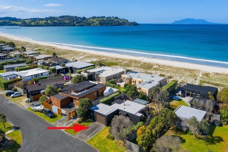 Photo of property in 32 The Southern Isle, Omaha, 0986