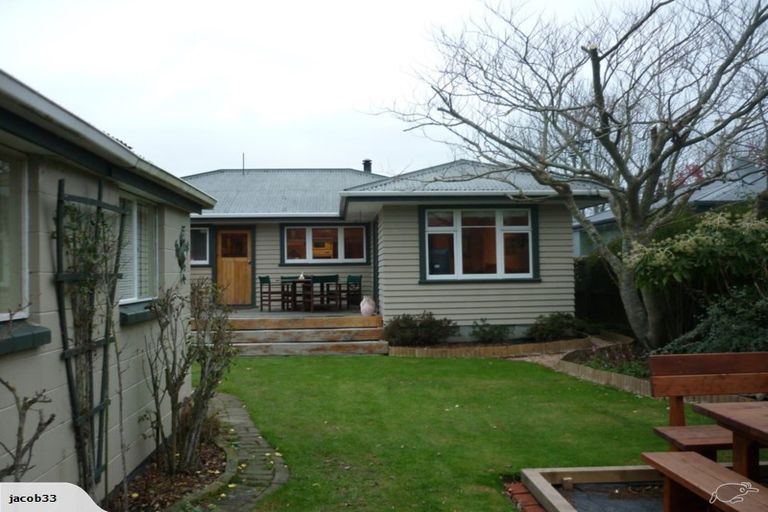 Photo of property in 31 Dunedin Street, Redwood, Christchurch, 8051
