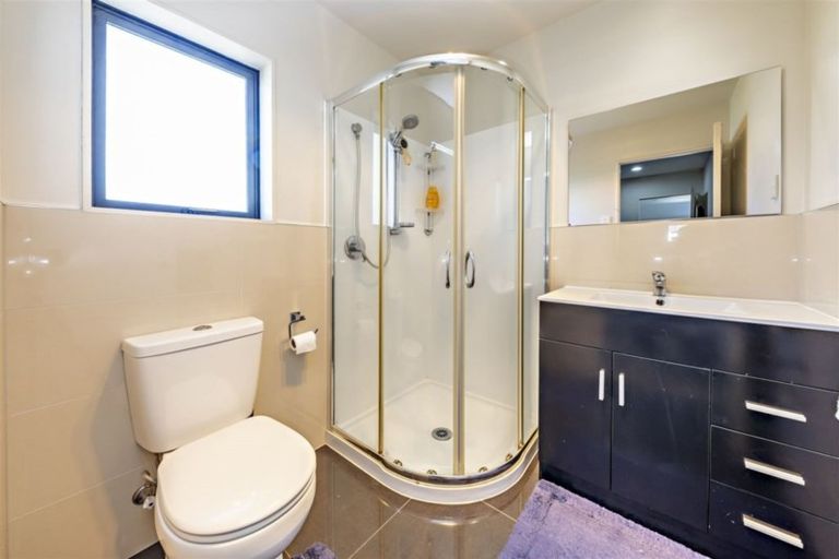 Photo of property in 21 Hansen Place, Takanini, 2112