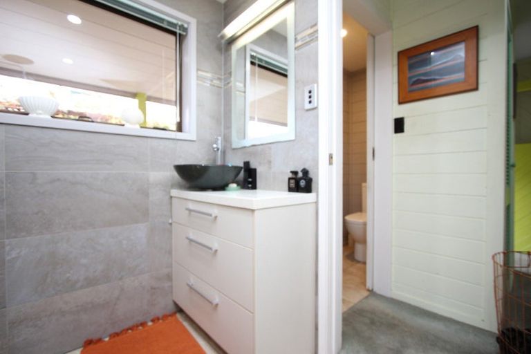 Photo of property in 308 Hetherington Road, Whangamata, 3620