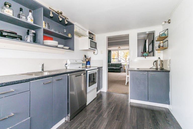 Photo of property in 18 Saint Leonards Road, Temuka, 7920