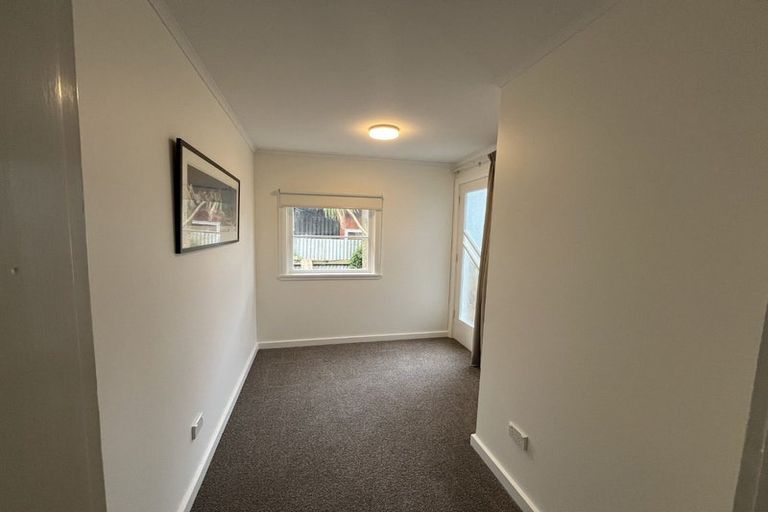 Photo of property in 45 Shakespeare Road, Bluff Hill, Napier, 4110