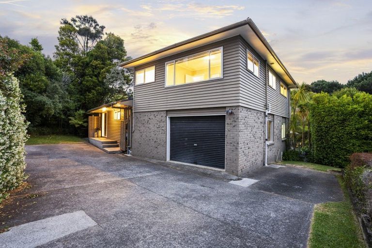 Photo of property in 14 Aberdeen Road, Campbells Bay, Auckland, 0620