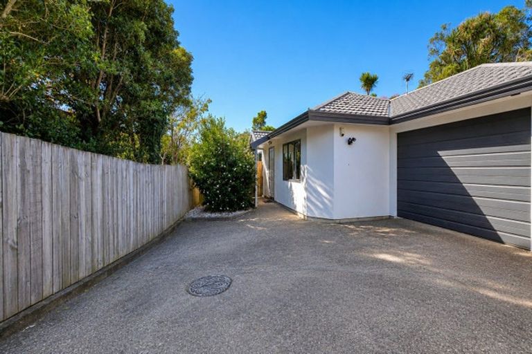Photo of property in 1c Pollen Street, Johnsonville, Wellington, 6037