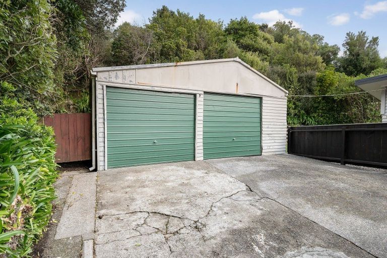 Photo of property in 6 Jay Street, Paparangi, Wellington, 6037