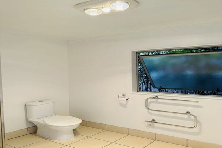 Photo of property in 78 Arran Road, Browns Bay, Auckland, 0630