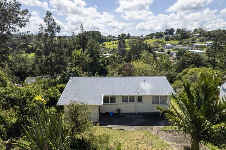 Photo of property in 53 Ogle Crescent, Te Kamo, Whangarei, 0112