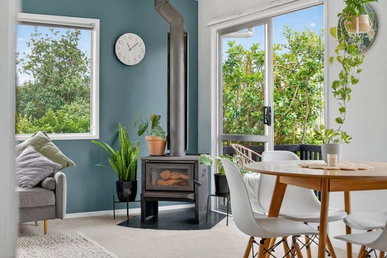 Photo of property in 2/155 Verbena Road, Birkdale, Auckland, 0626