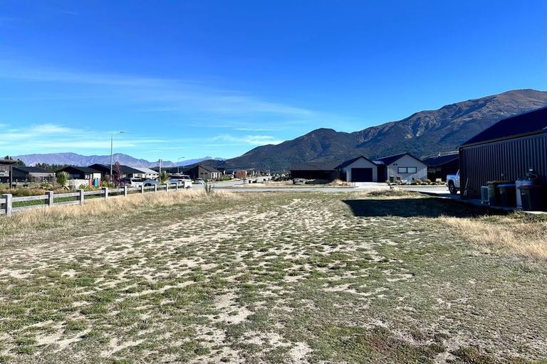 Photo of property in 33 Longview Drive, Lake Hawea, 9382
