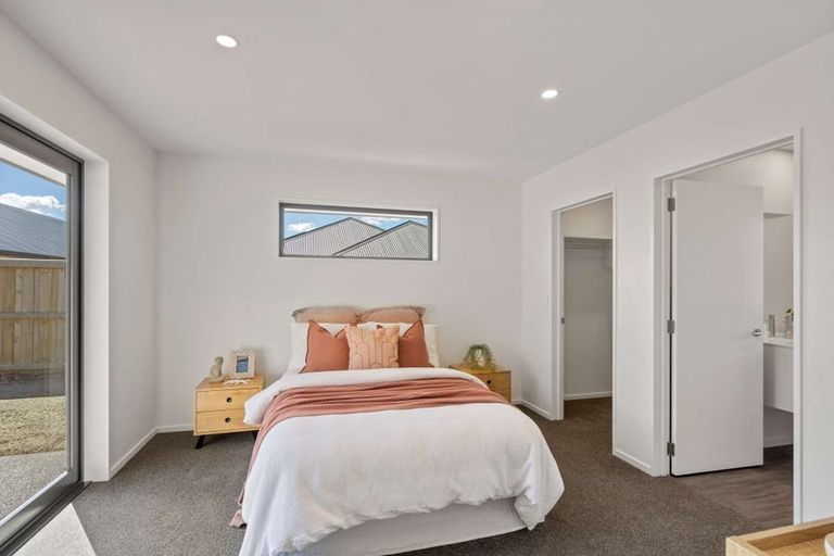 Photo of property in 5 Frogmore Way, Rolleston, 7615