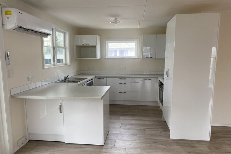 Photo of property in 44 Mill Street, Marton, 4710