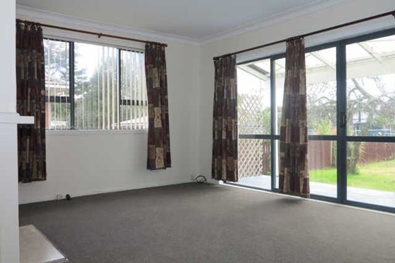 Photo of property in 6 Hinau Road, Mangere Bridge, Auckland, 2022