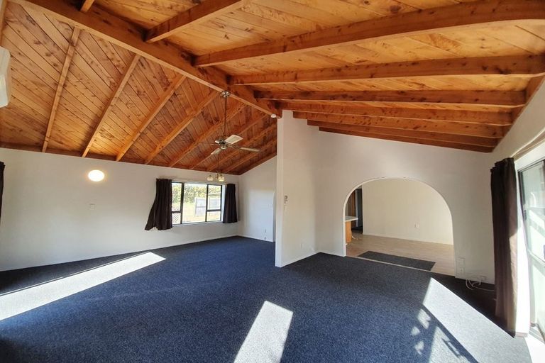 Photo of property in 270c Patumahoe Road, Pukekohe, 2678