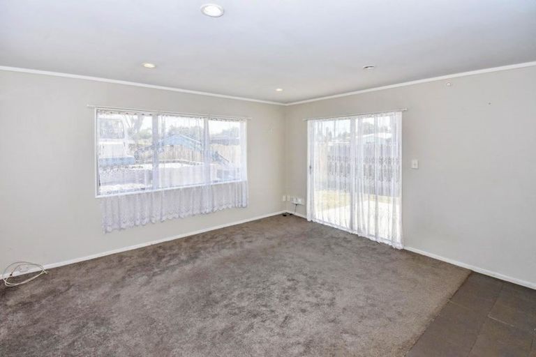 Photo of property in 56a Gloucester Road, Manurewa, Auckland, 2102