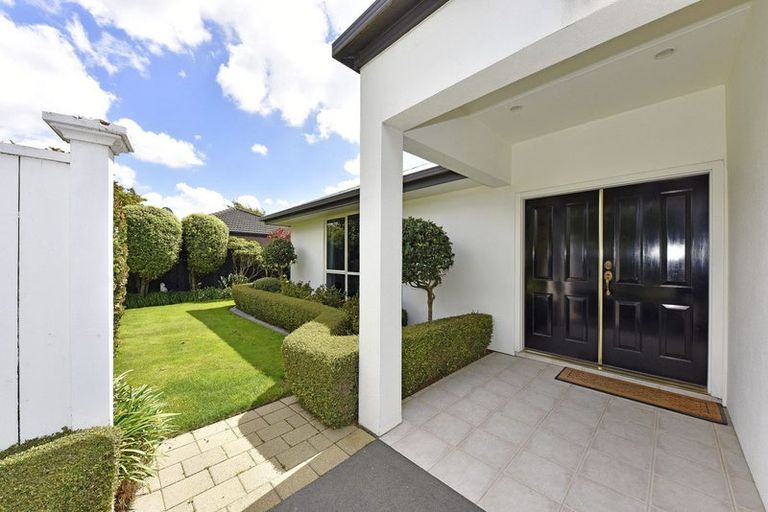Photo of property in 96a Milns Road, Halswell, Christchurch, 8025